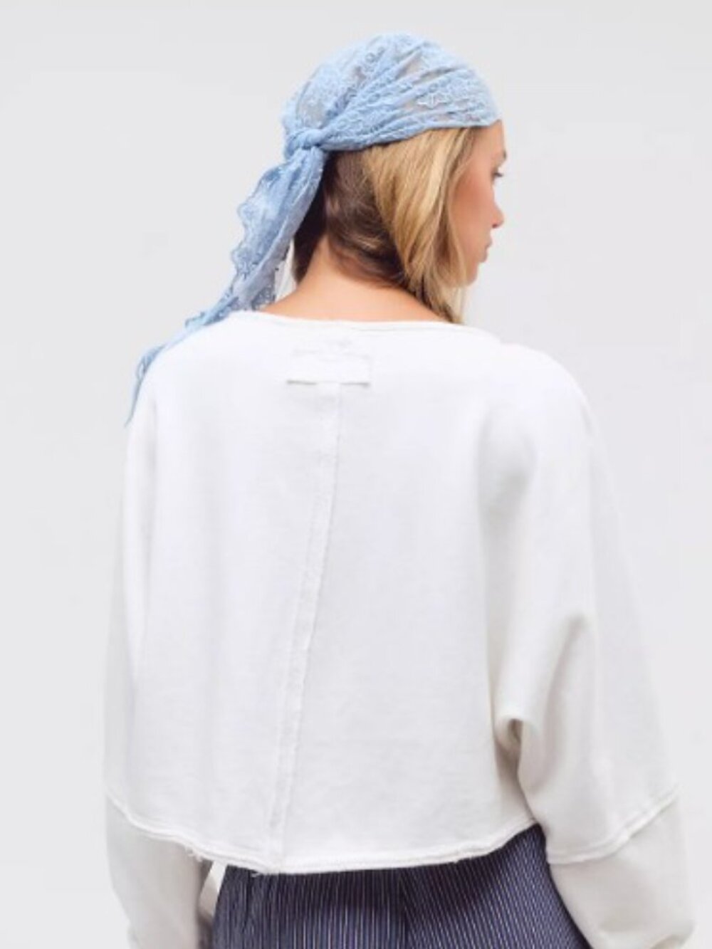 (FP-75) Free People To The East Pullover - Picture 2 of 3
